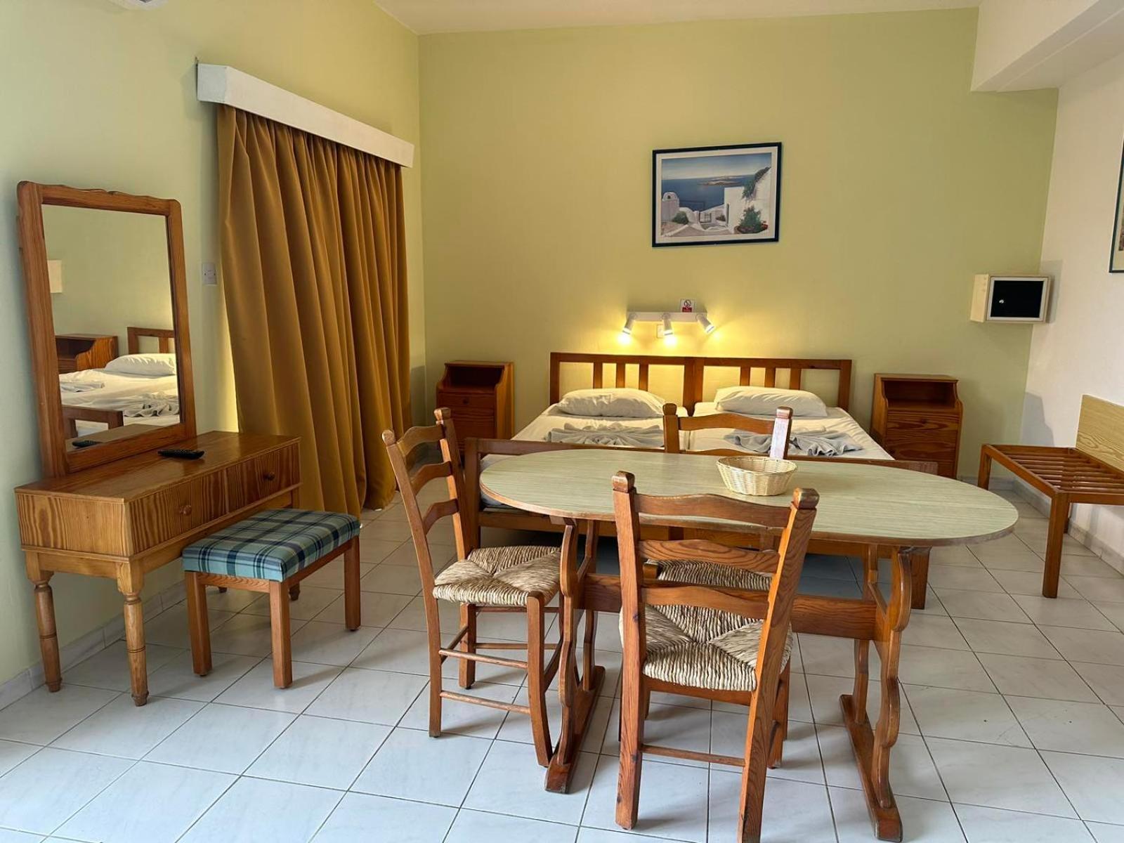 Island Budget Apartments Pafos Dış mekan fotoğraf